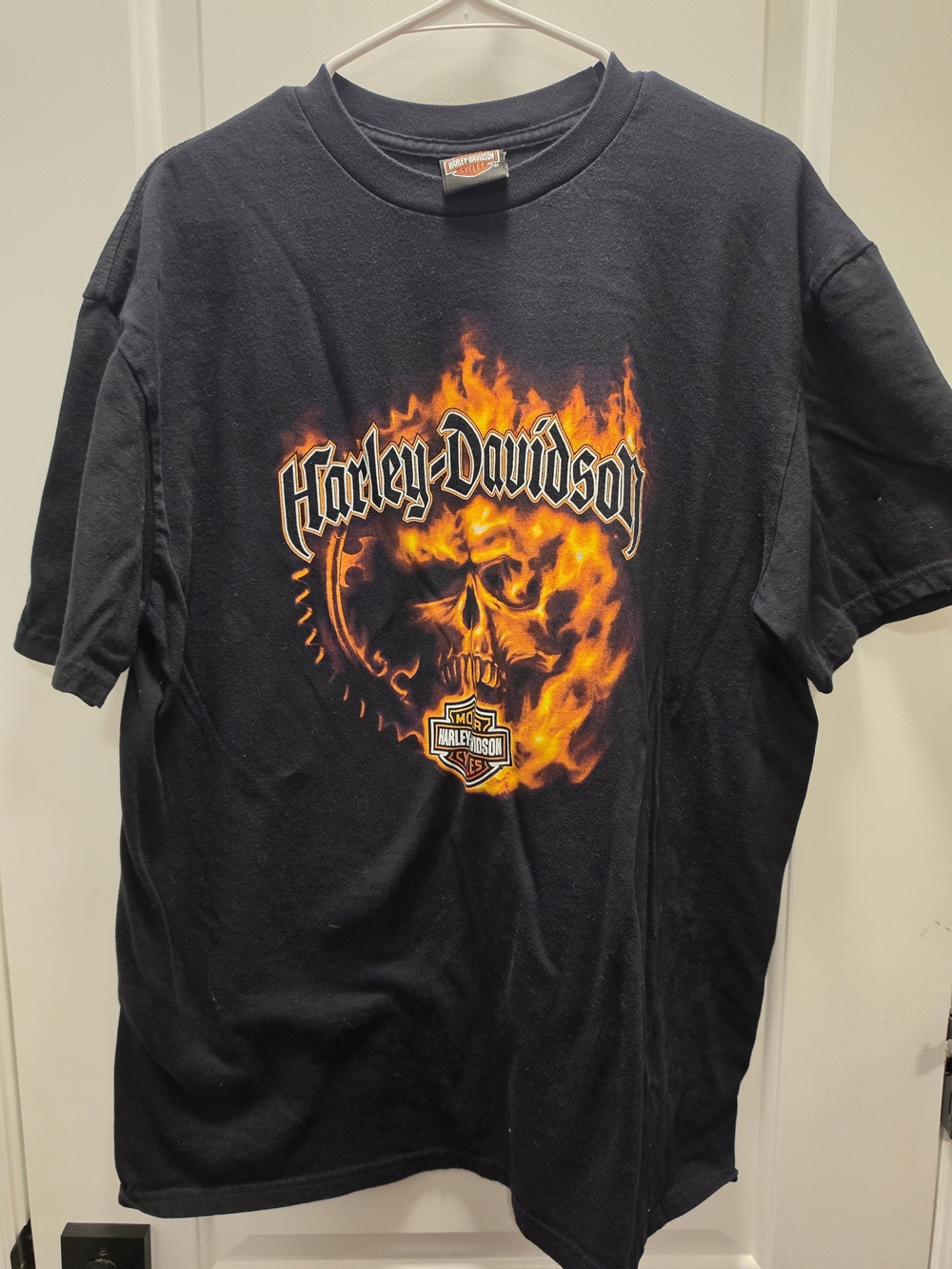Harley-Davidson Black Tee with Fiery Skull Graphic